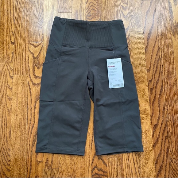 Athleta NEW Arbor Olive Excursion Hybrid Short XXS - Picture 3 of 8